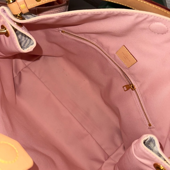 Authentic Louis Vuitton Graceful MM Tote Bellarina – Excellent Condition - Picture 7 of 13